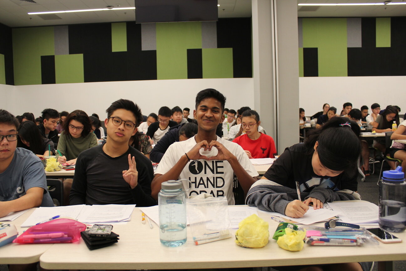 h2 econs tuition